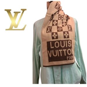 🏅Luxurious LOUIS VUITTON WOOL & SILK SCARF